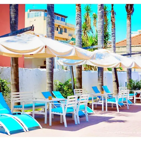 Ξενοδοχείο με διαμερίσματα Il Sogno 3*