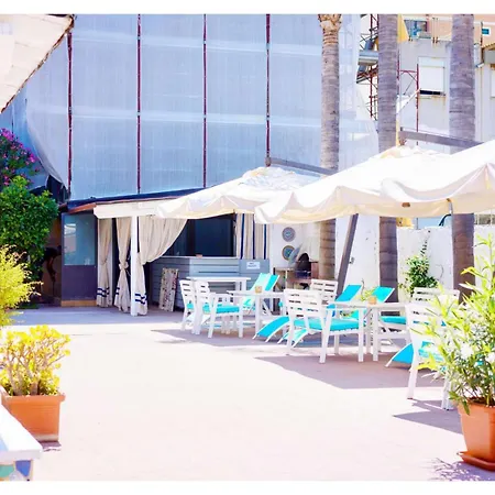 Ξενοδοχείο με διαμερίσματα Il Sogno Μιλάτσο